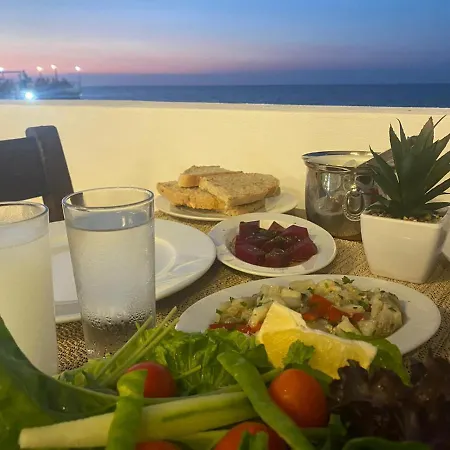 Club Lapethos Bungalow 3* كيرينيا