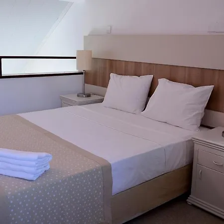 Club Lapethos Bungalow