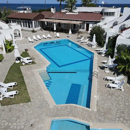 Club Lapethos Bungalow