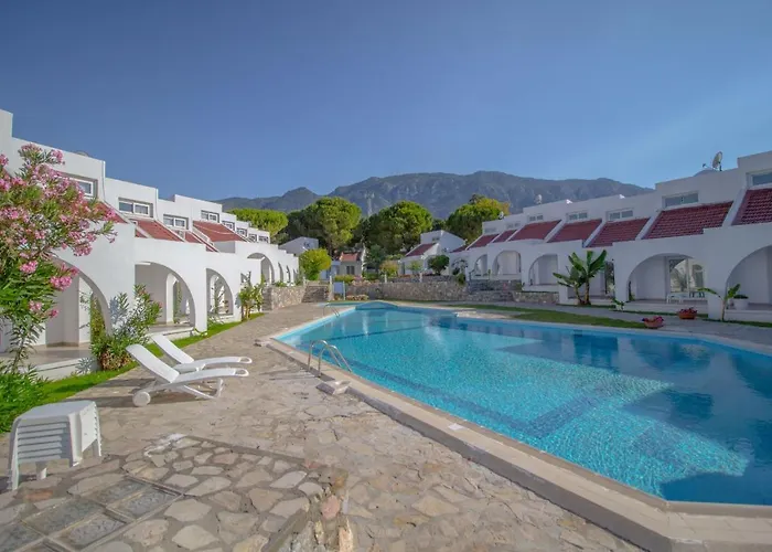 Club Lapethos Bungalow