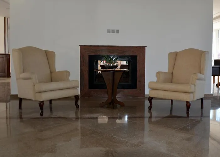 Club Lapethos Bungalow Hotel