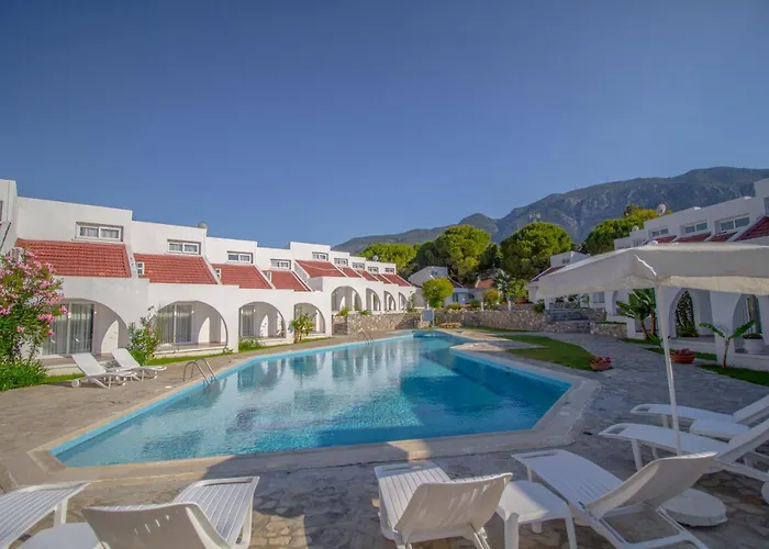 Club Lapethos Bungalow